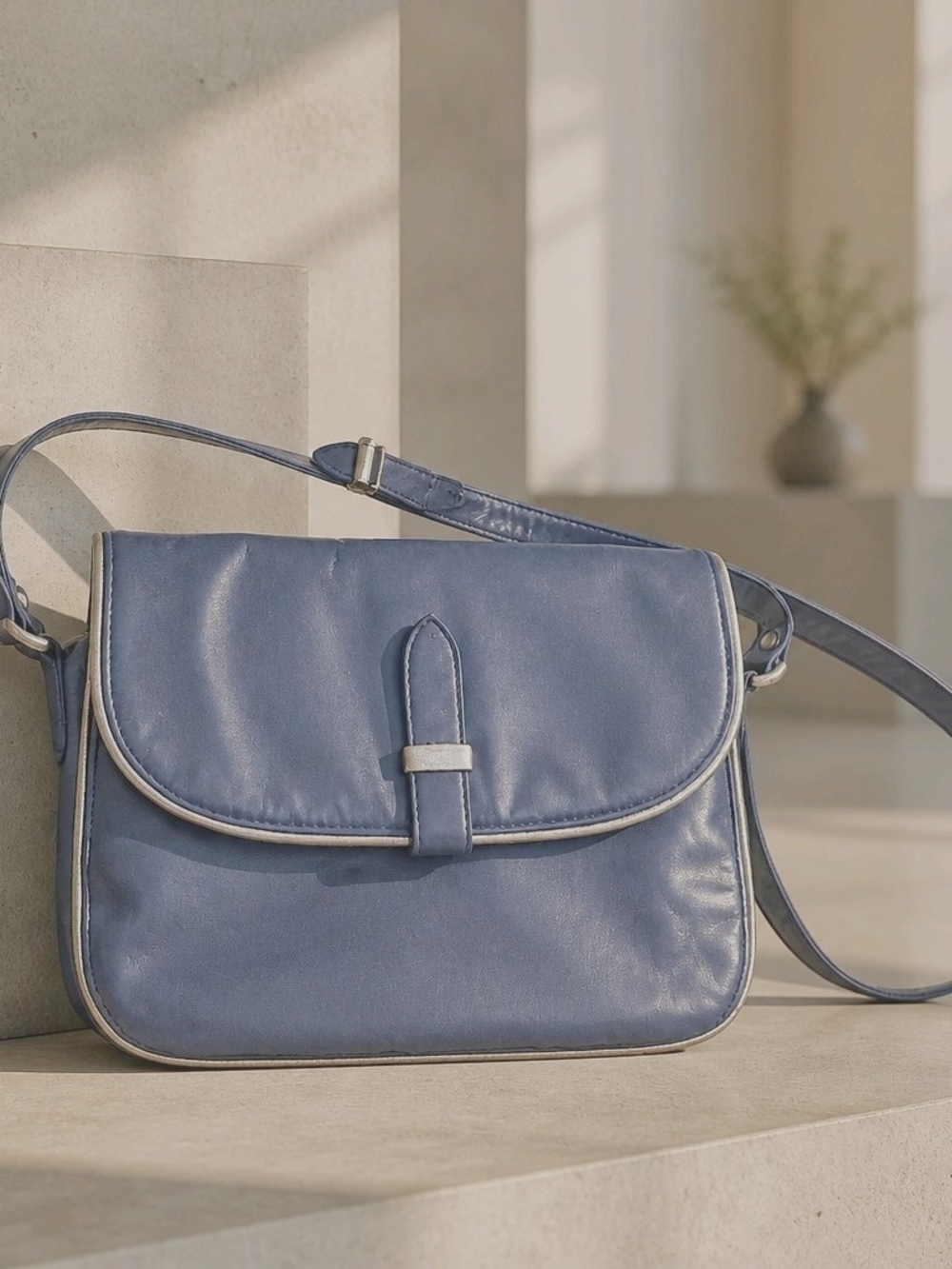 Vintage Bugatti Blue Leather Crossbody Flap Bag with Cream Piping